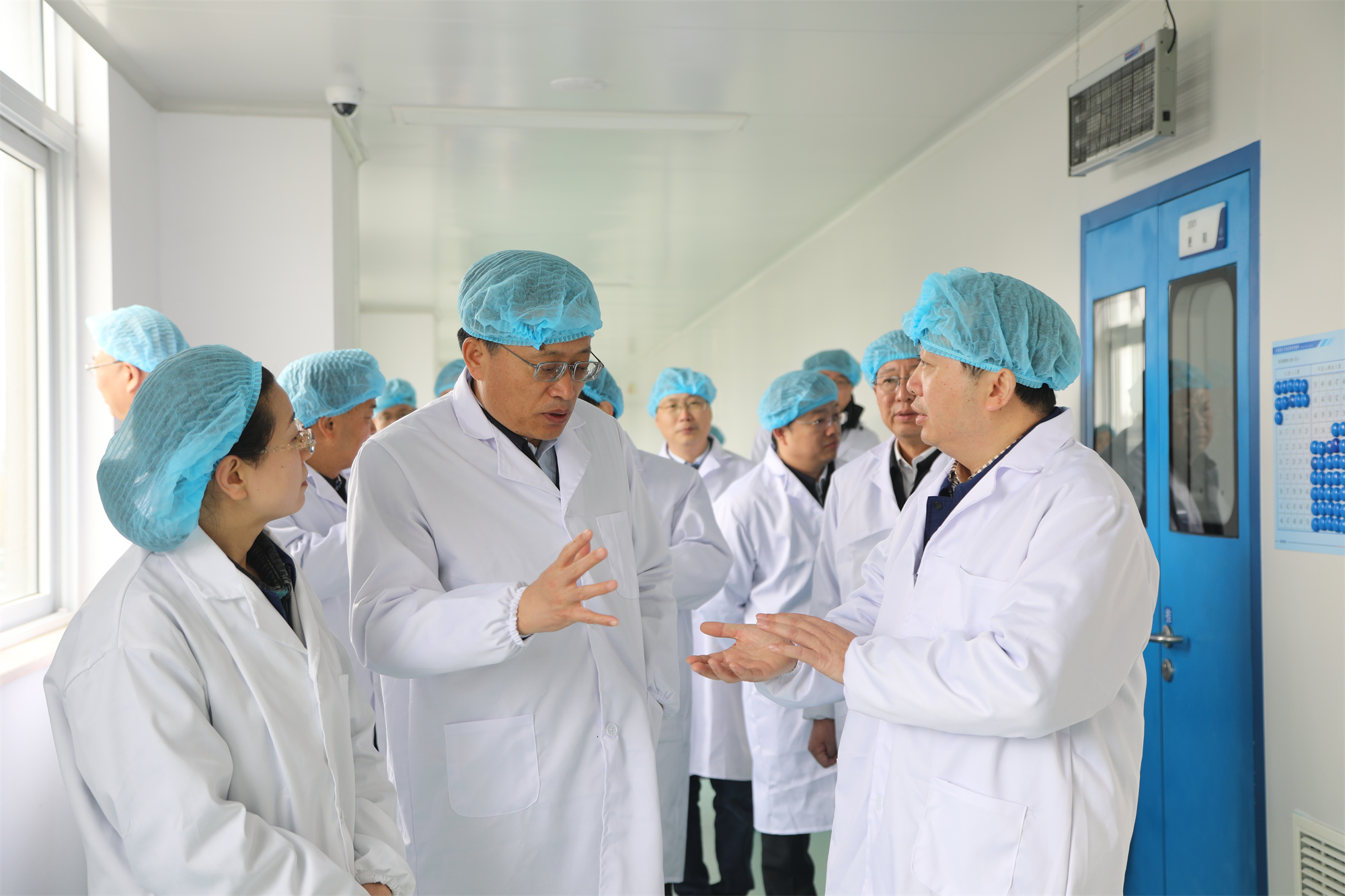 江苏省副省长胡广杰一行莅临yl7703永利集团调研指导